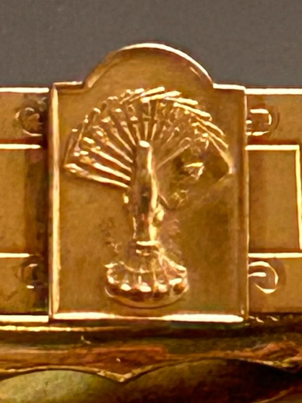 Vintage anson gold